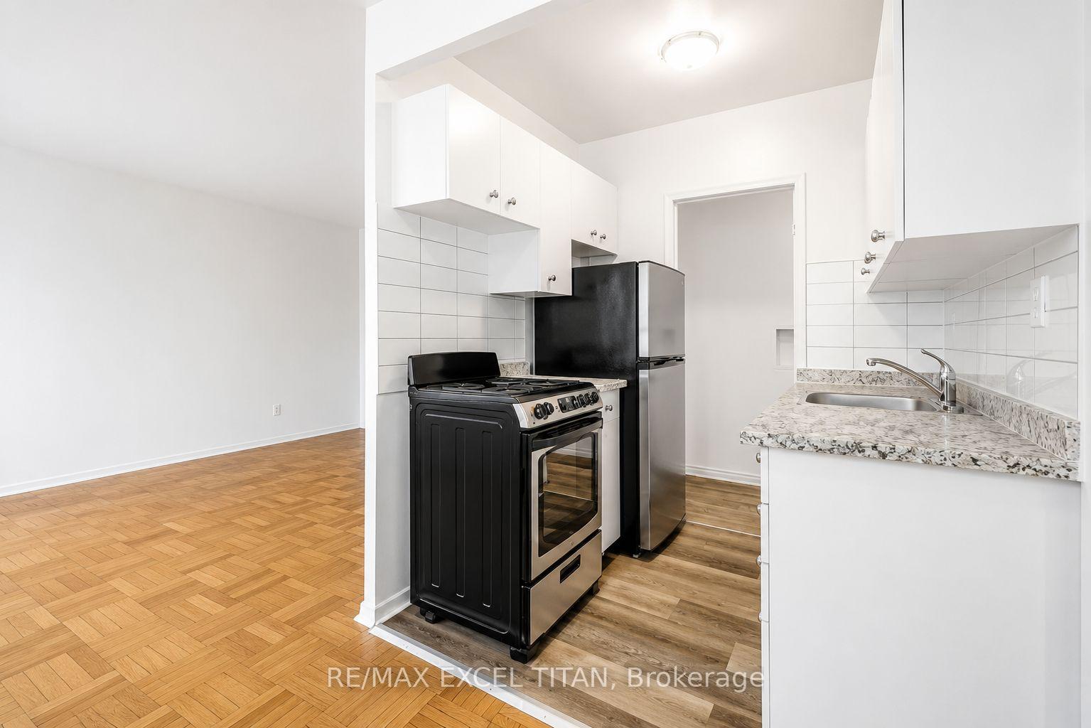 Photo 18 of Unit 306, 156 Kingston Road, Toronto, Woodbine Corridor — HOMEH