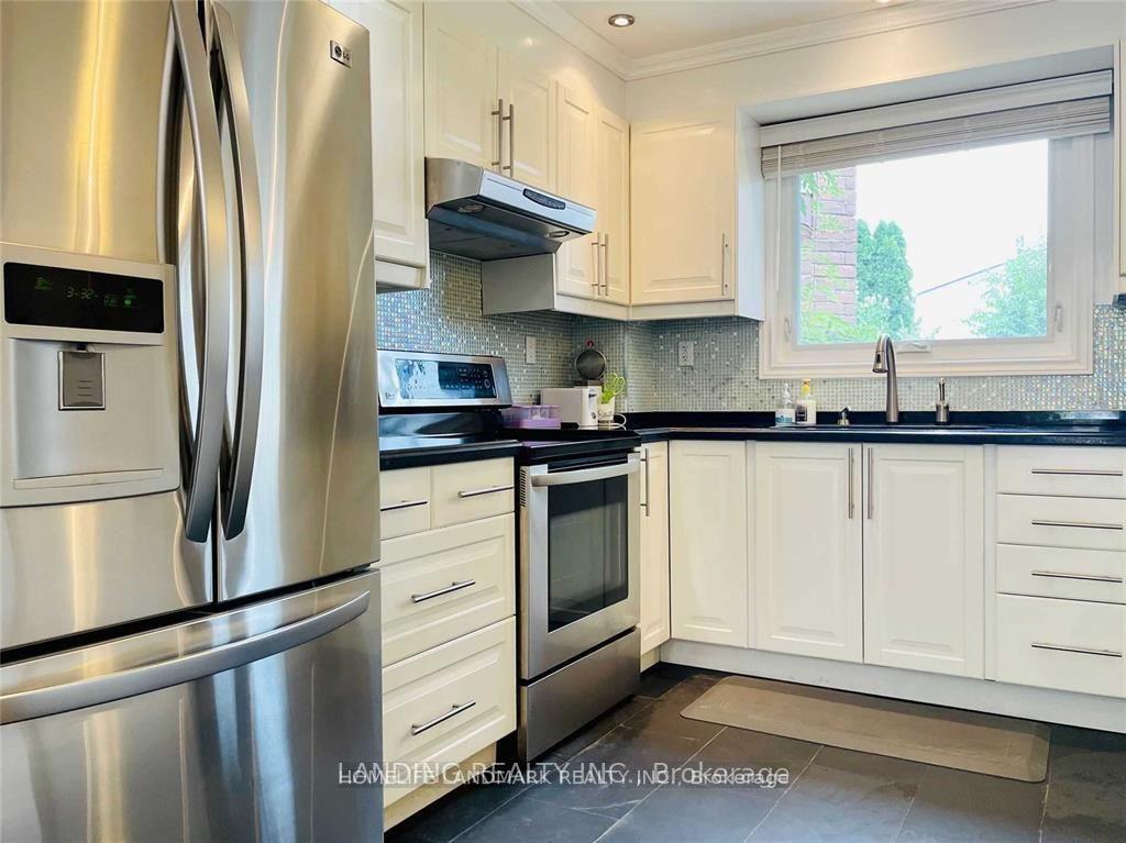 Photo 3 of 4263 Sugarbush Road, Mississauga, Creditview — HOMEH
