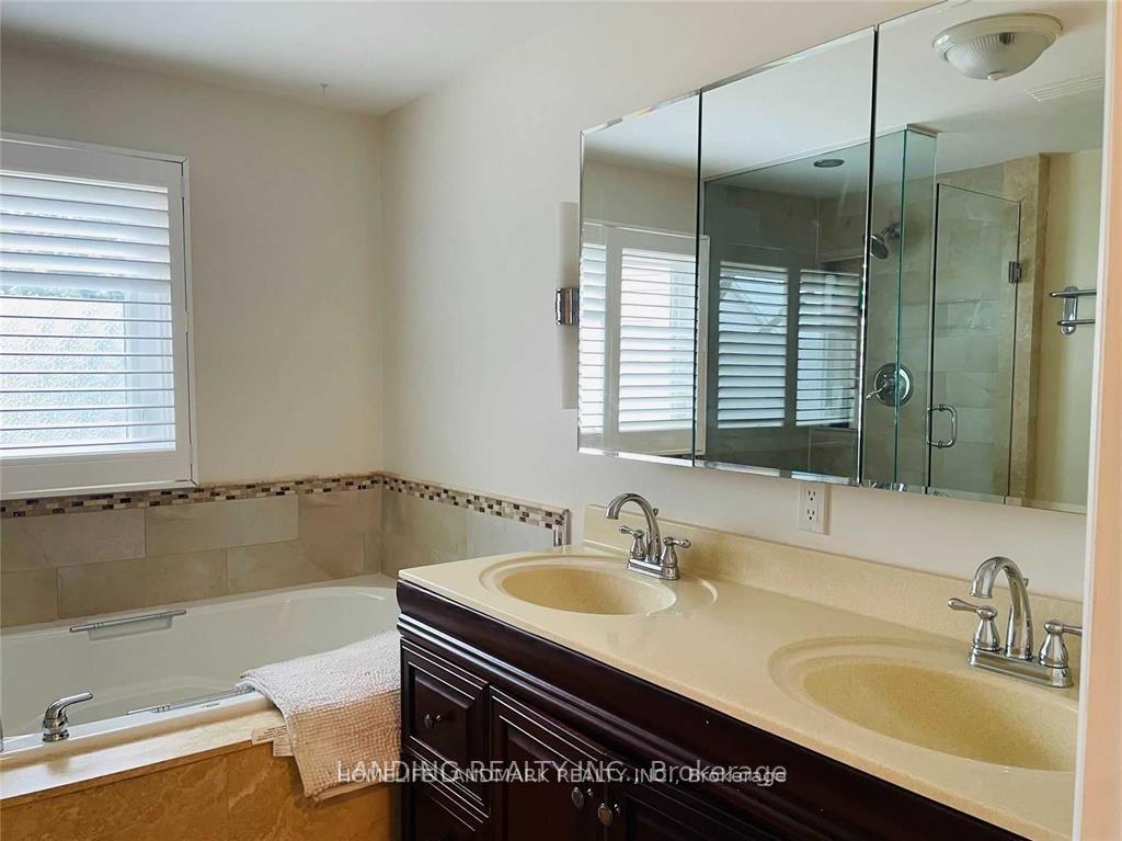Photo 8 of 4263 Sugarbush Road, Mississauga, Creditview — HOMEH