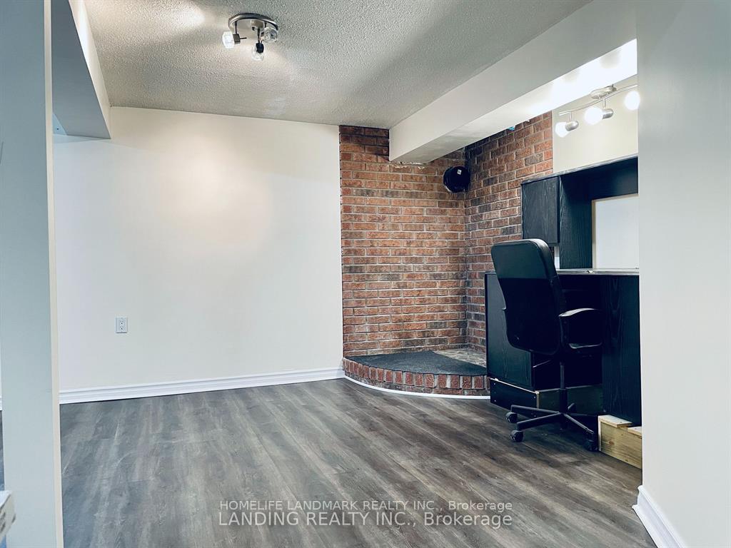 Photo 14 of 4263 Sugarbush Road, Mississauga, Creditview — HOMEH
