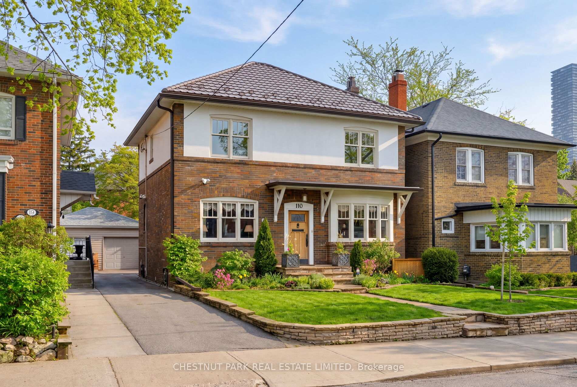 Front of 110 Hillsdale Avenue W