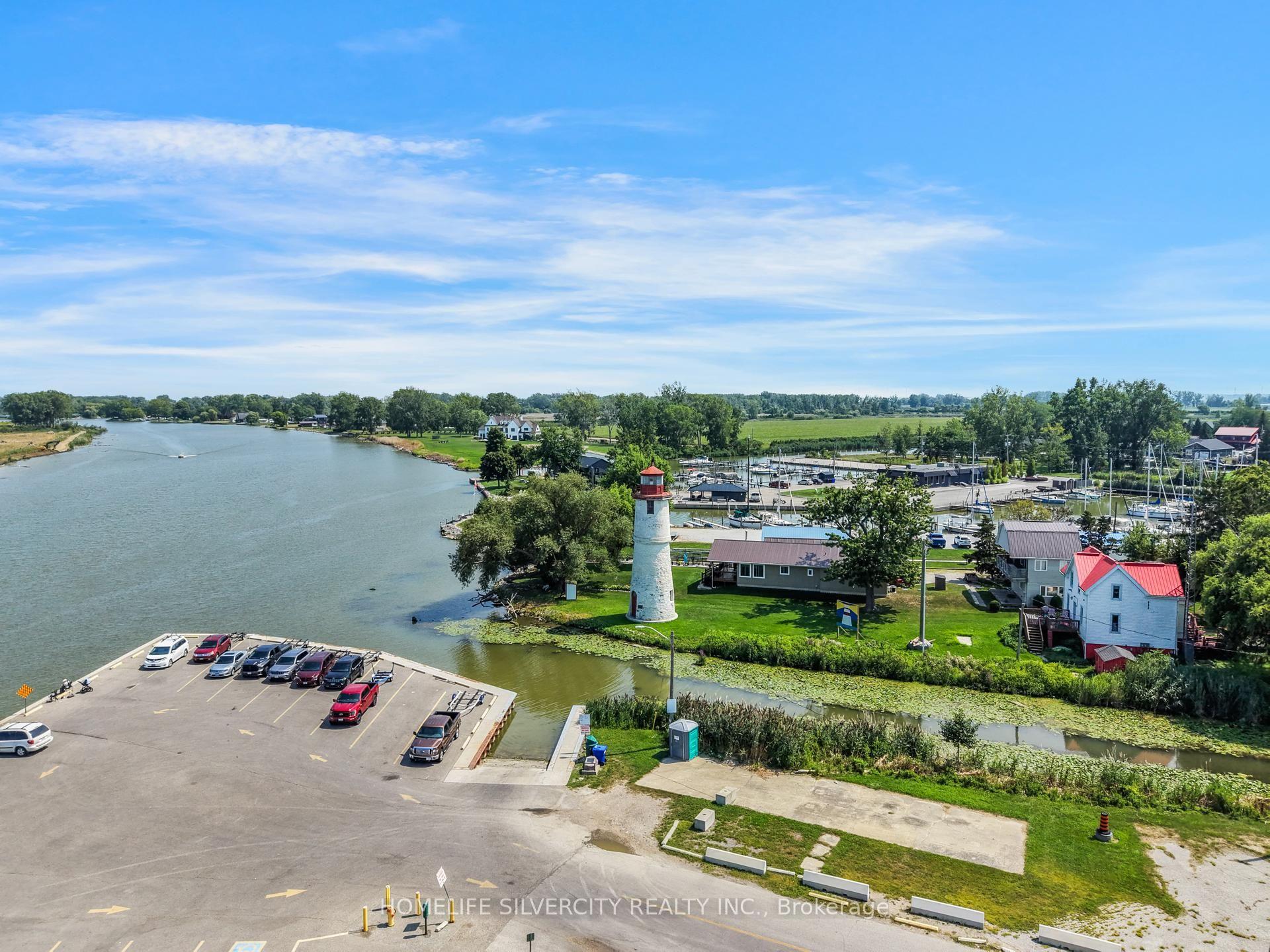 Photo 6 of 21000 Admiral Drive, Lakeshore — HOMEH