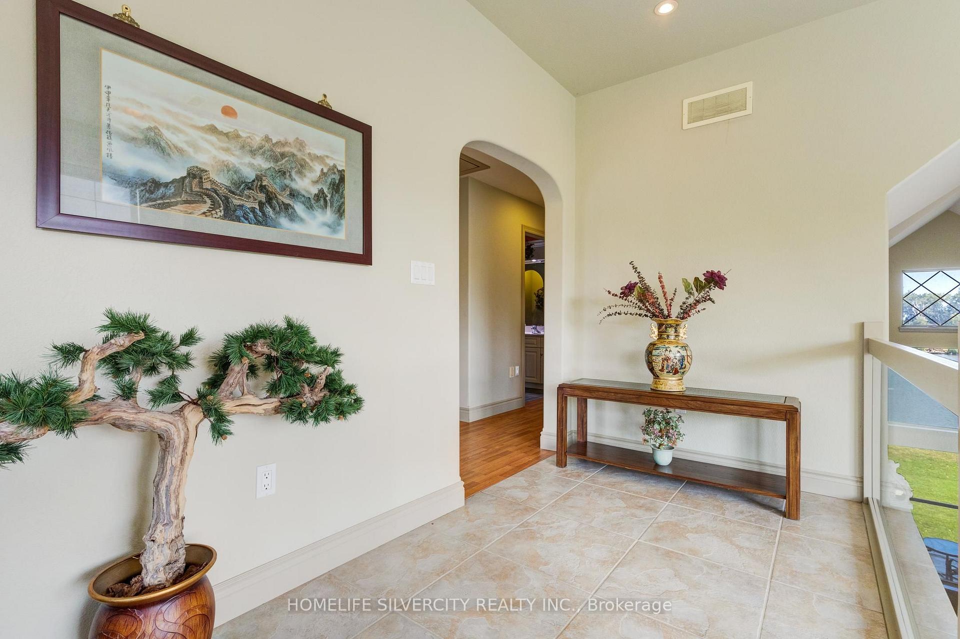 Photo 11 of 21000 Admiral Drive, Lakeshore — HOMEH