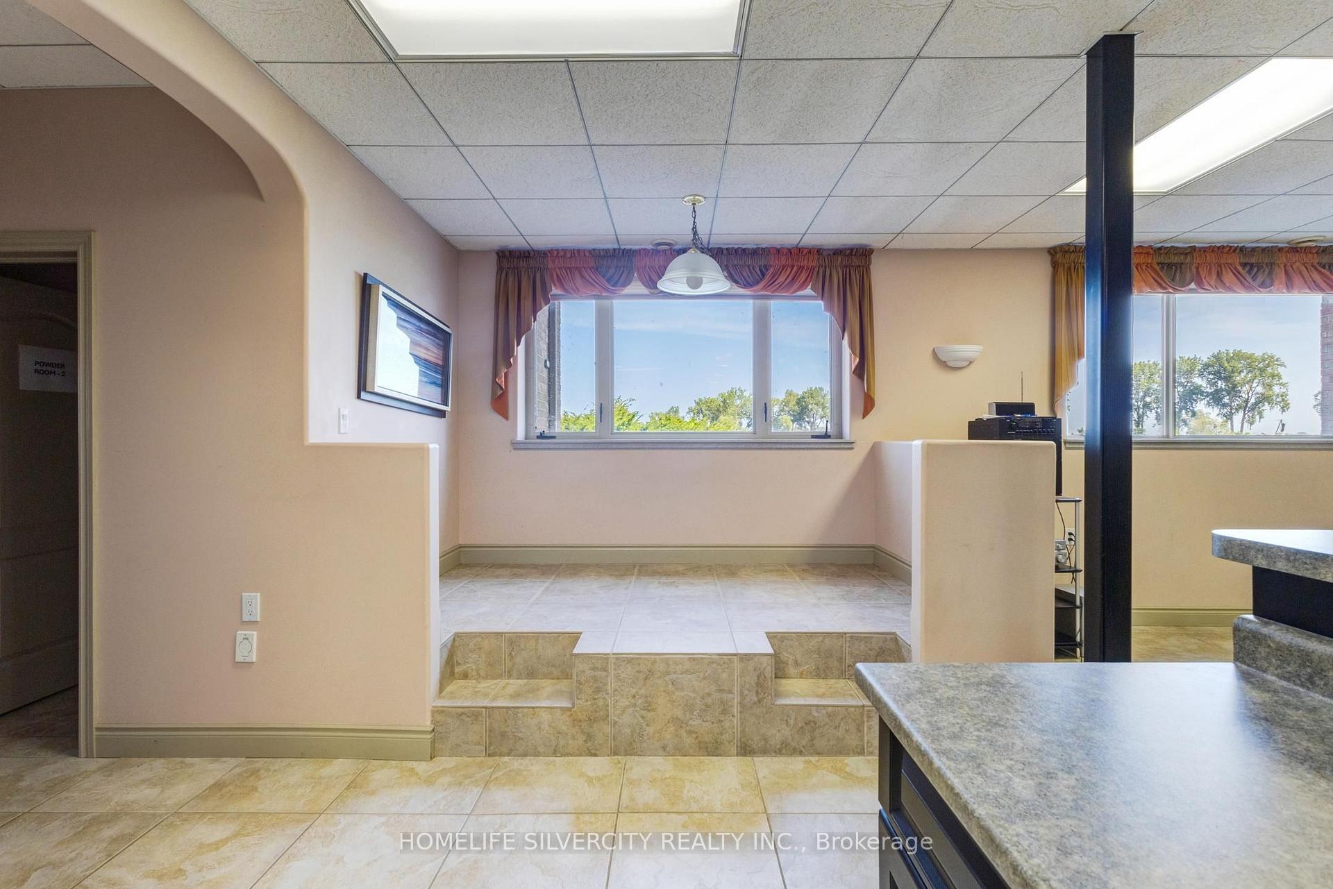 Photo 26 of 21000 Admiral Drive, Lakeshore — HOMEH