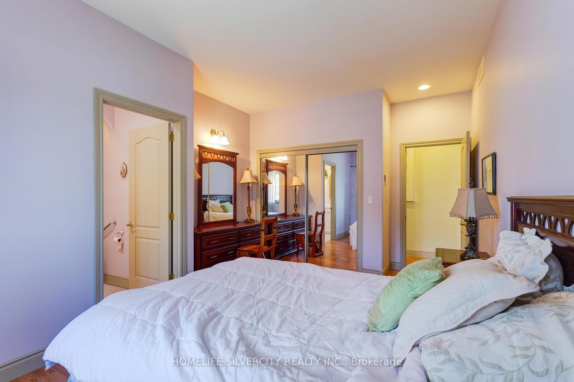 Photo 33 of 21000 Admiral Drive, Lakeshore — HOMEH