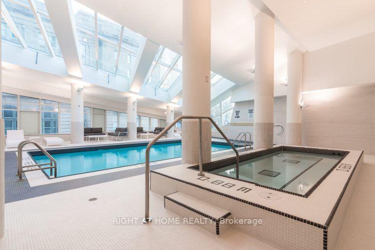 Photo 17 of Unit 705, 8 The Esplanade, Toronto, Waterfront Communities — HOMEH