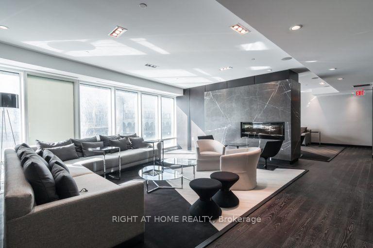 Photo 19 of Unit 705, 8 The Esplanade, Toronto, Waterfront Communities — HOMEH