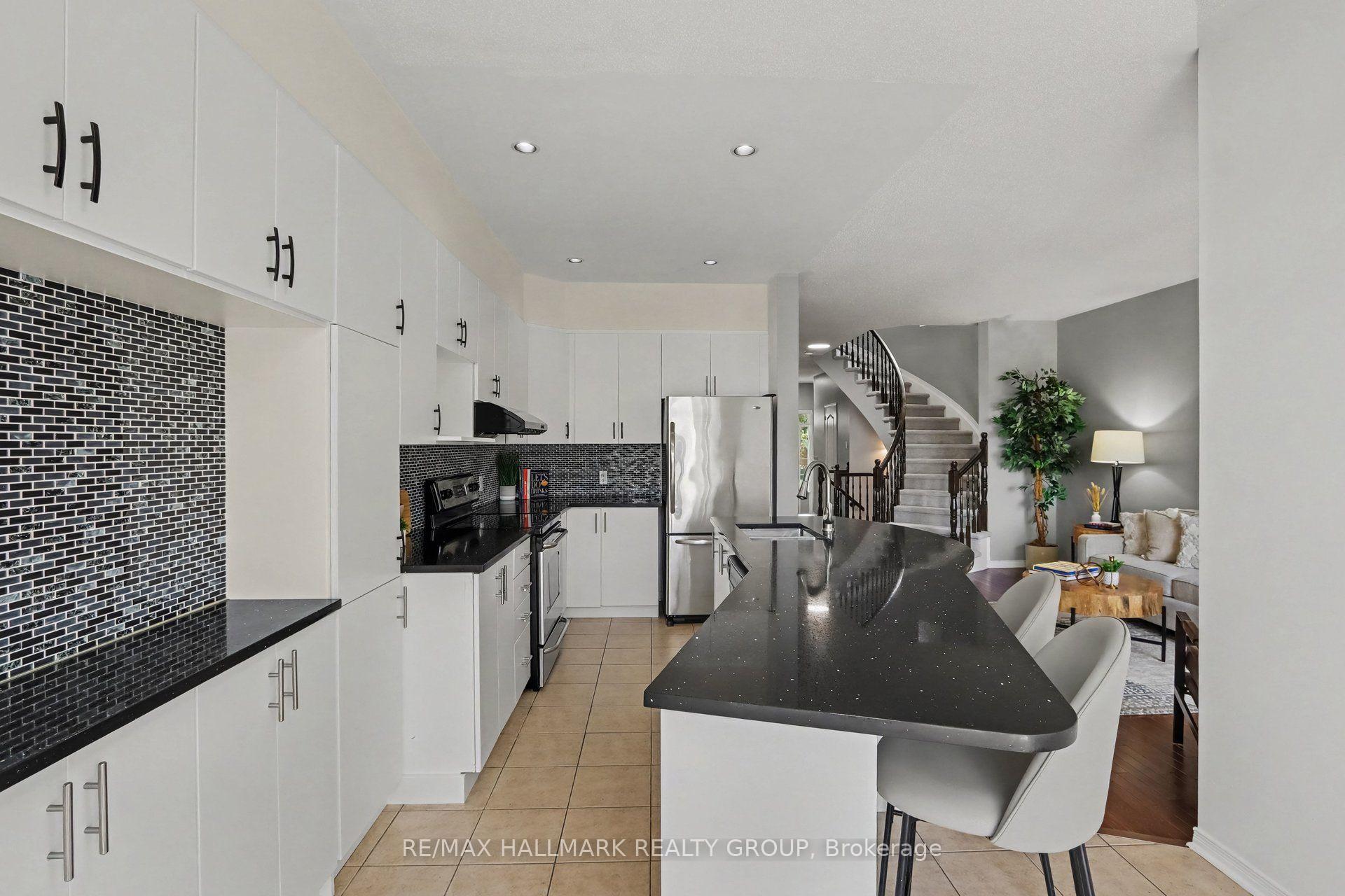 Photo 14 of 244 Calaveras Avenue, Ottawa, Barrhaven - Longfields — HOMEH
