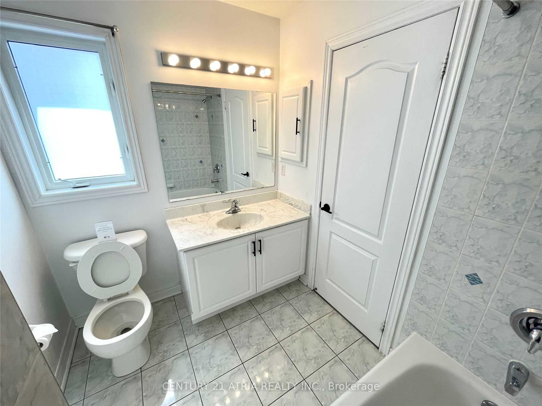 Photo 10 of 65 Michelina Terrace, Markham, Cornell — HOMEH