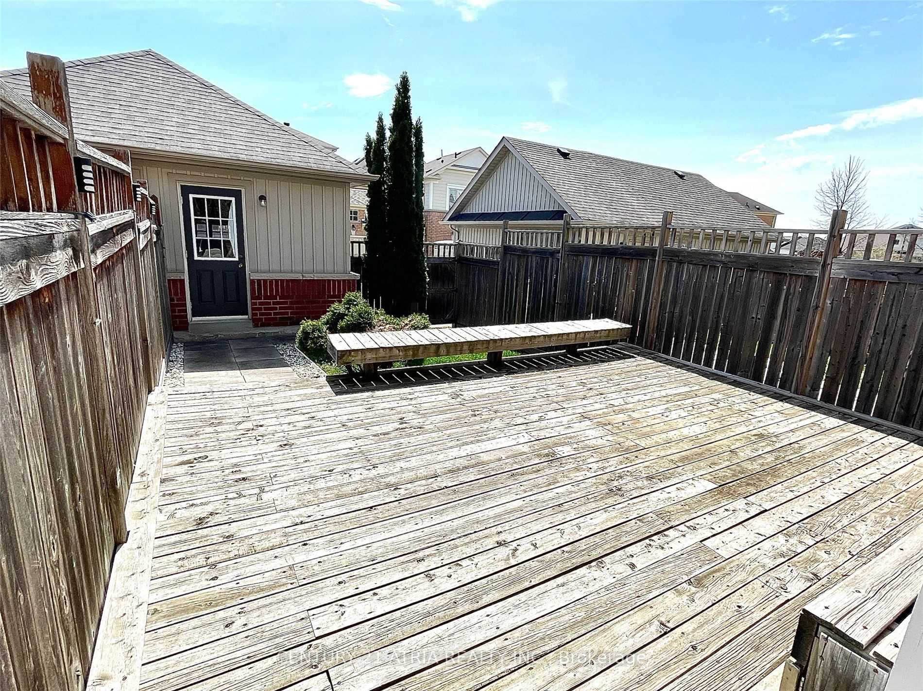 Photo 18 of 65 Michelina Terrace, Markham, Cornell — HOMEH