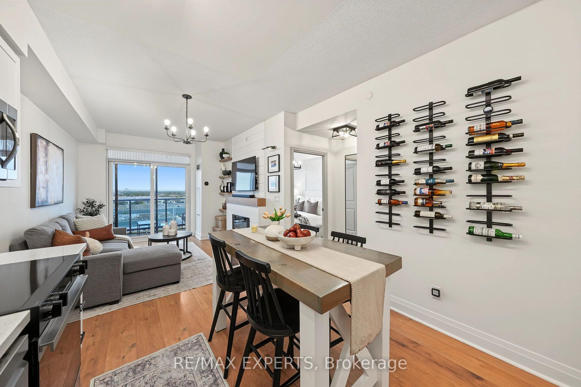 Photo 8 of Unit 707, 3700 Highway 7 Road, Vaughan, Vaughan Corporate Centre — HOMEH