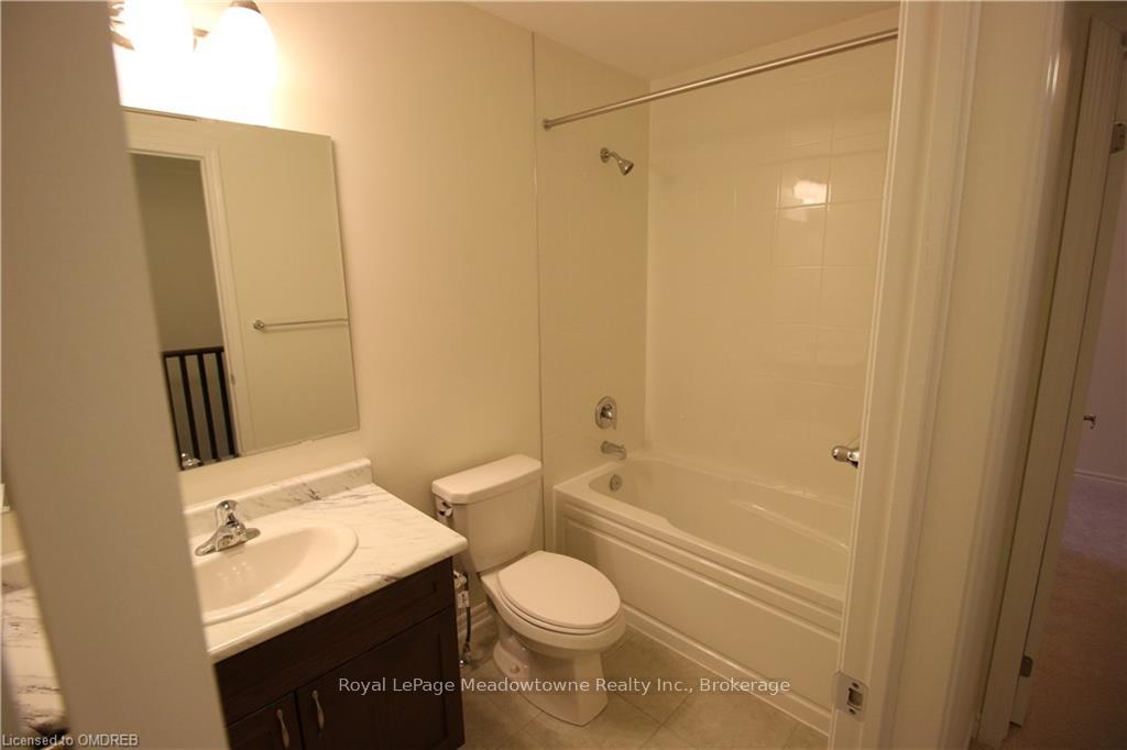 Photo 12 of 572 Allport Gate, Milton, Clarke — HOMEH