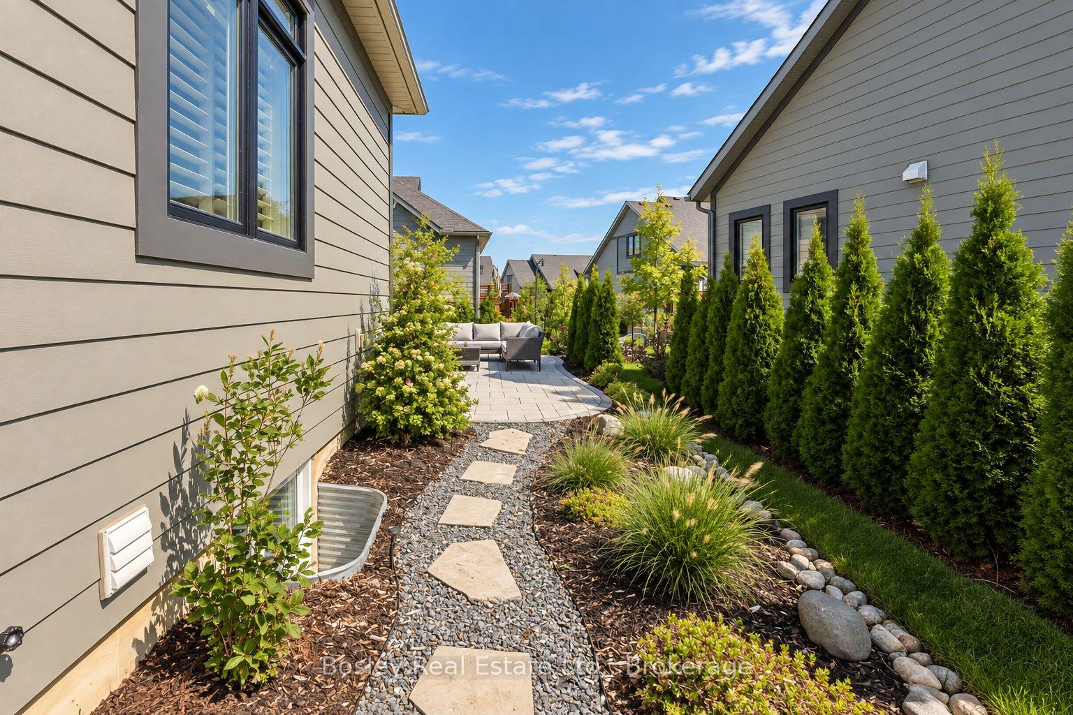 Photo 16 of Unit 17, 117 Beacon Drive, Blue Mountains — HOMEH