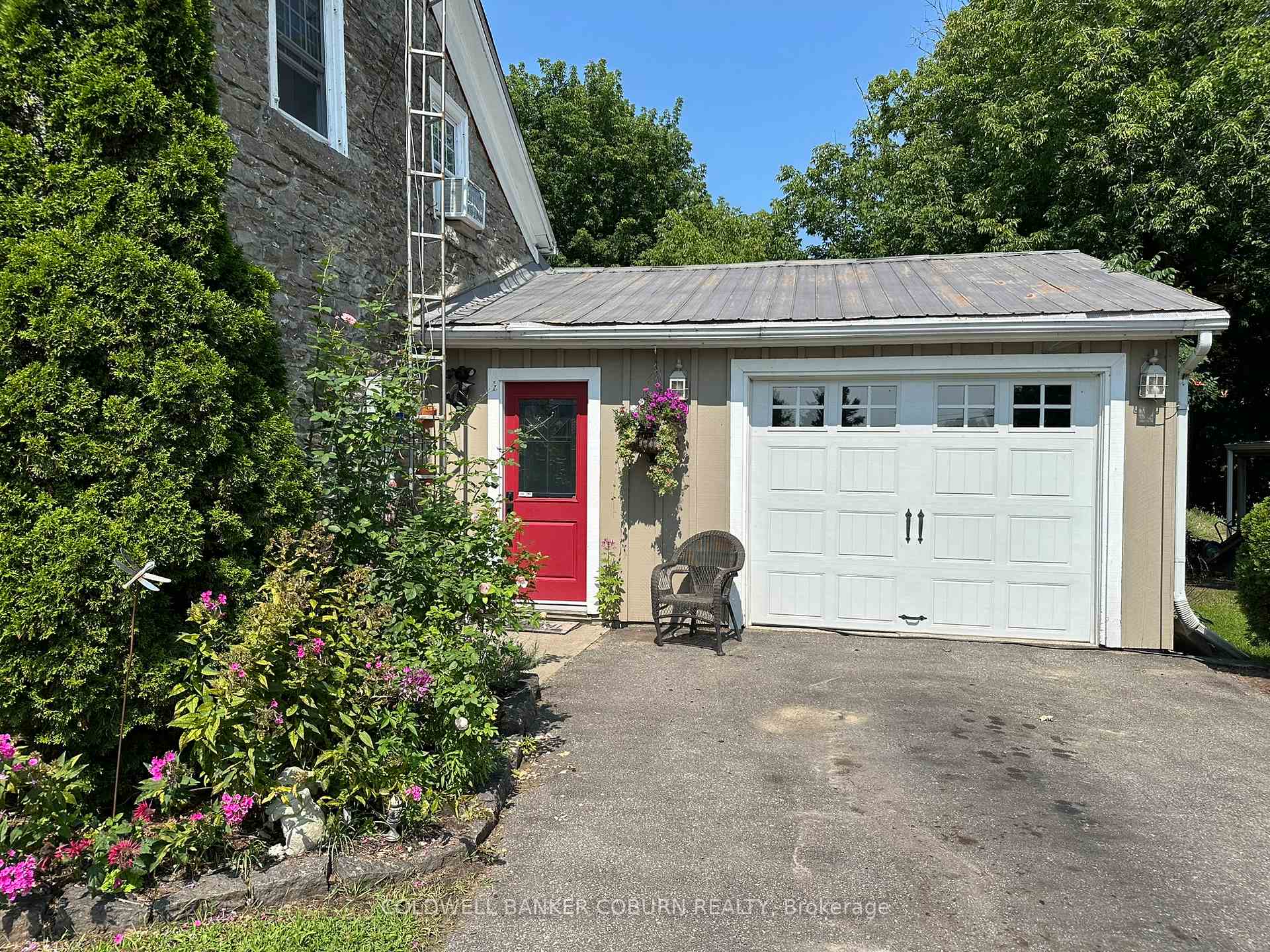 Photo 2 of 628 Pittston Road, Edwardsburgh/Cardinal, Edwardsburgh/Cardinal Twp — HOMEH