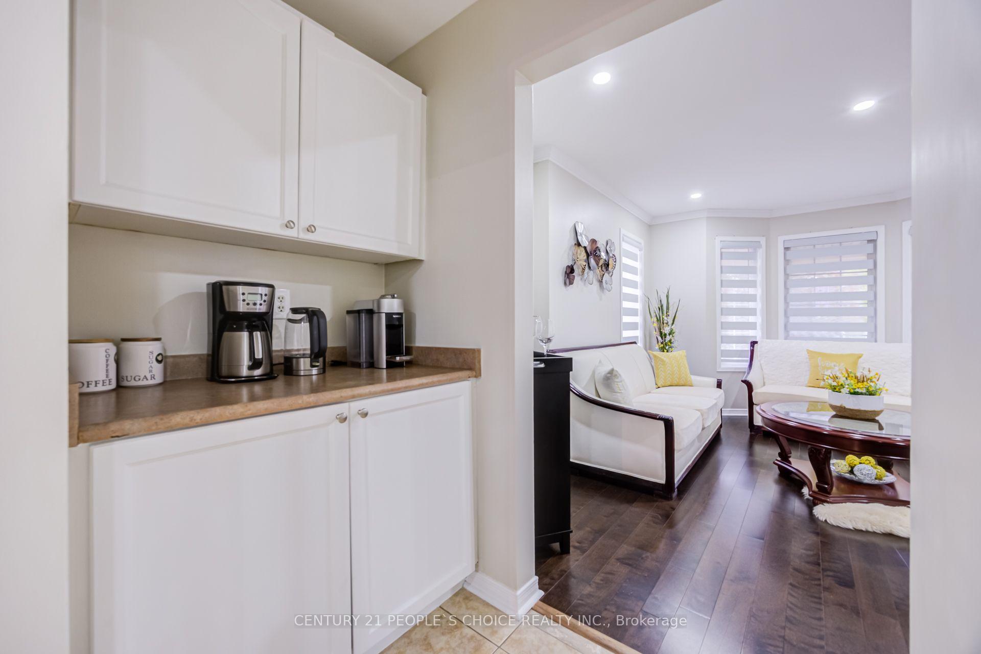 Photo 10 of 43 Jennings Drive, Clarington, Bowmanville — HOMEH