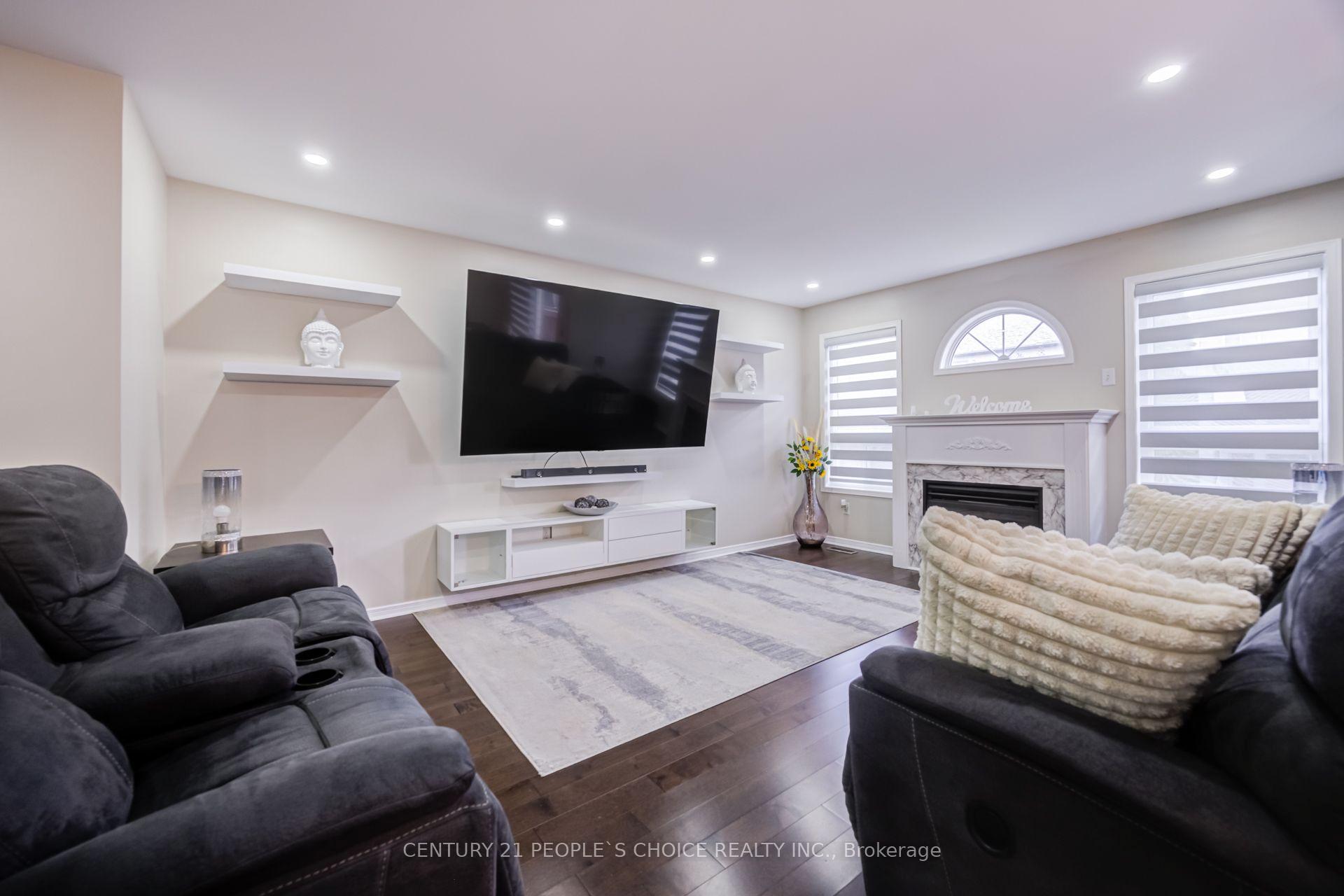 Photo 17 of 43 Jennings Drive, Clarington, Bowmanville — HOMEH