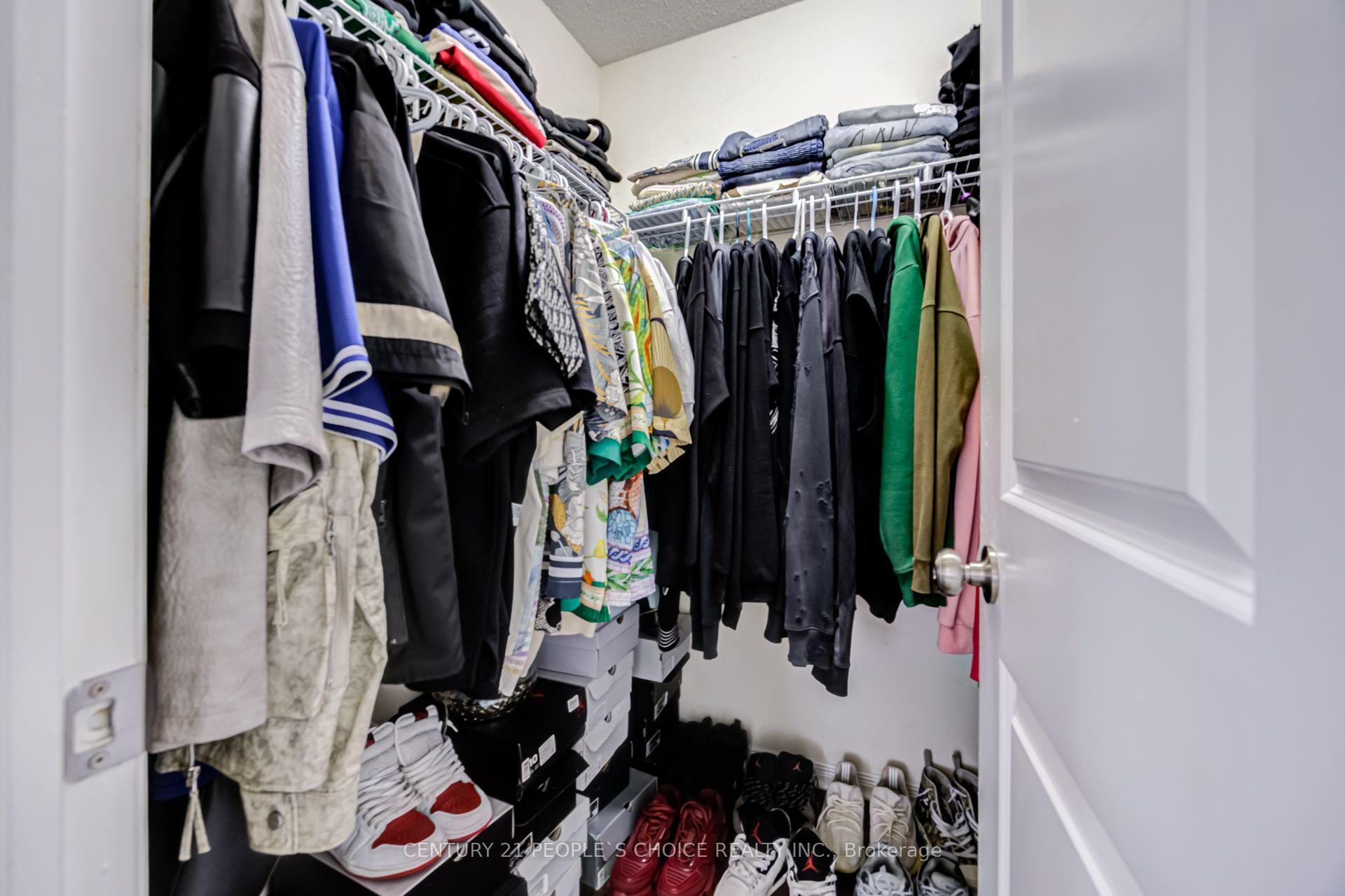 Photo 25 of 43 Jennings Drive, Clarington, Bowmanville — HOMEH