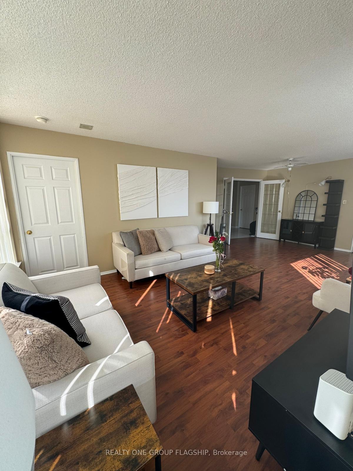 Photo 9 of Unit 604, 55 Elm Drive, Mississauga, City Centre — HOMEH