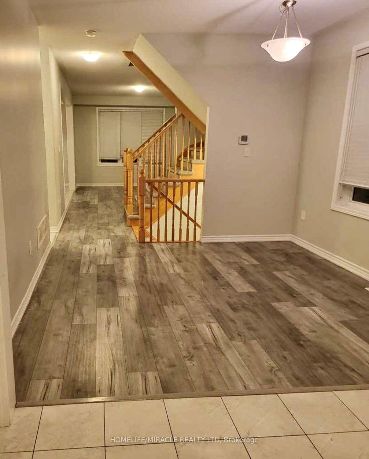 Photo 3 of 17 Troyer Street, Brampton, Northwest Brampton — HOMEH