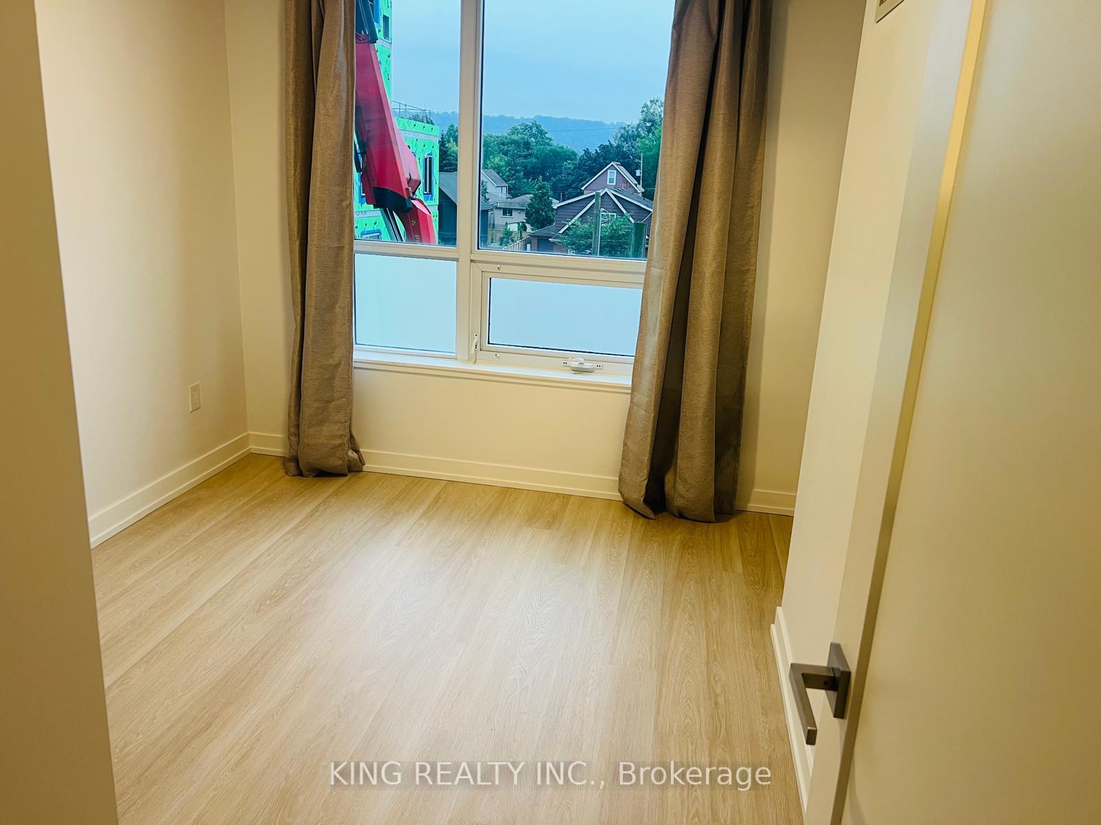 Photo 7 of Unit 319, 415 Main Street, North Dundas, Winchester — HOMEH