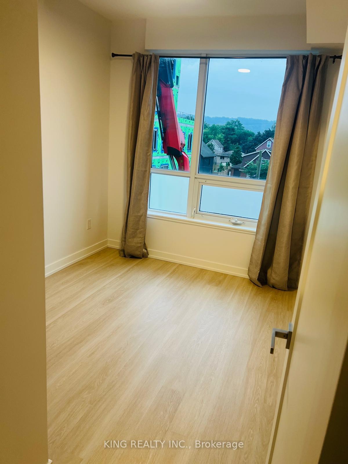 Photo 10 of Unit 319, 415 Main Street, North Dundas, Winchester — HOMEH