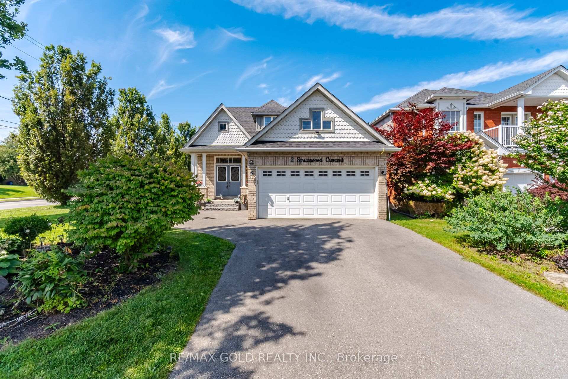 Photo of 2 Sprucewood Crescent