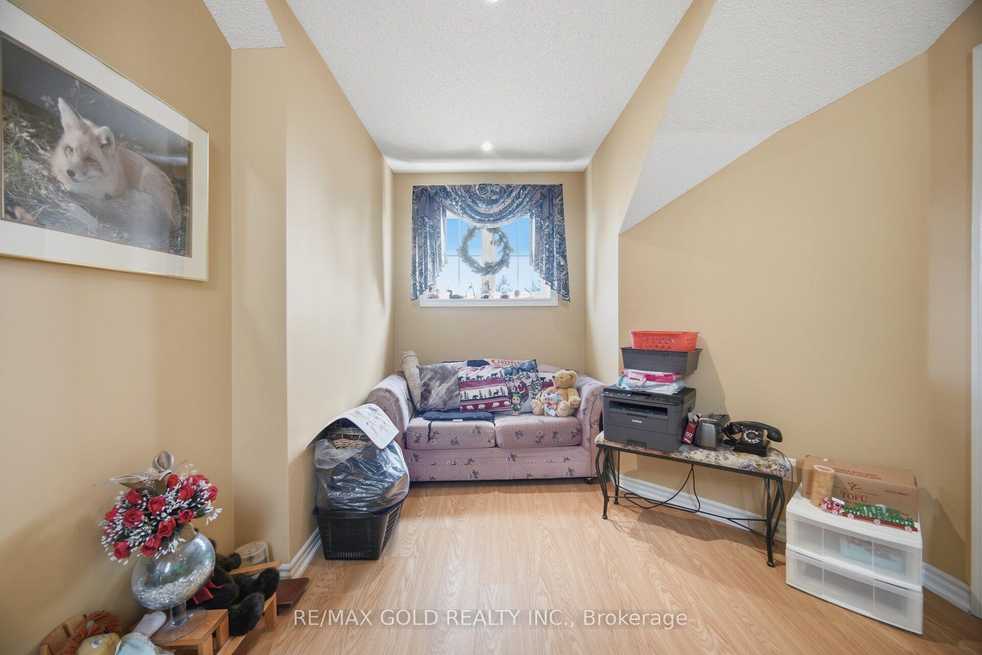 Photo 26 of 2 Sprucewood Crescent, Clarington, Rural Clarington — HOMEH