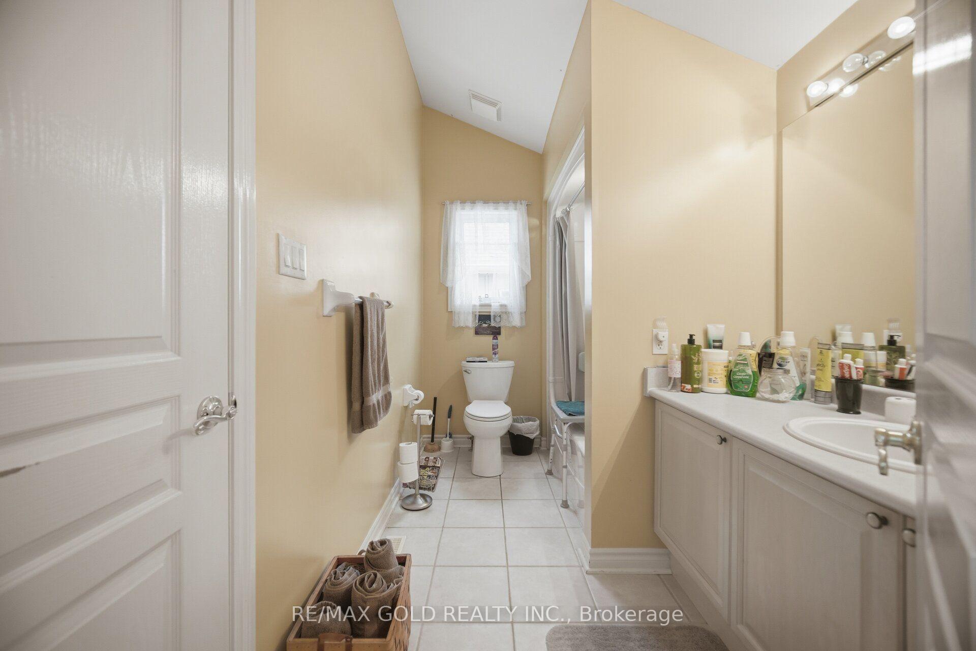 Photo 30 of 2 Sprucewood Crescent, Clarington, Rural Clarington — HOMEH