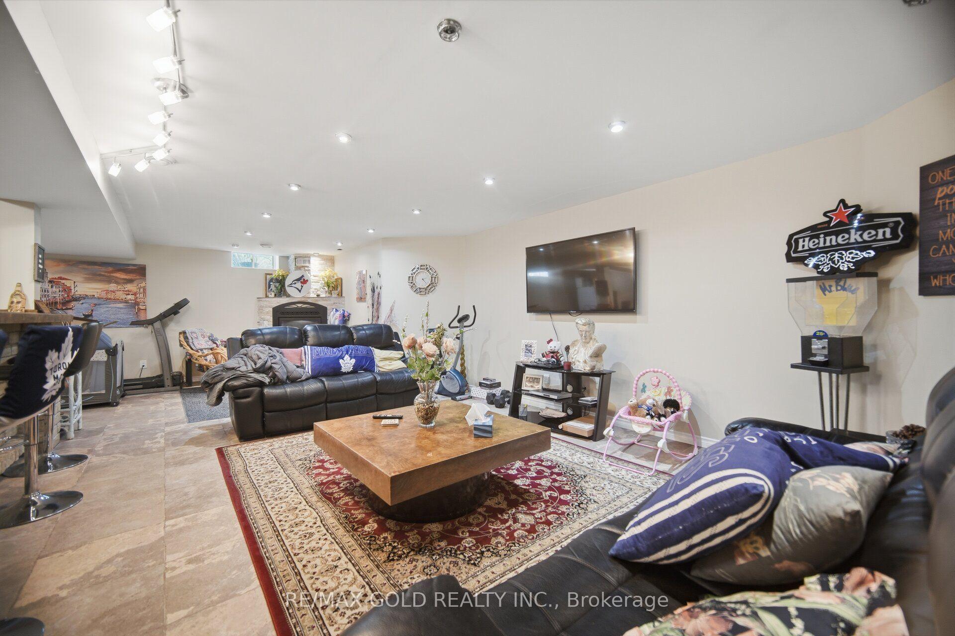 Photo 39 of 2 Sprucewood Crescent, Clarington, Rural Clarington — HOMEH