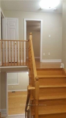 Photo 5 of 19 Stuart Avenue N, Barrie, Innis-Shore — HOMEH