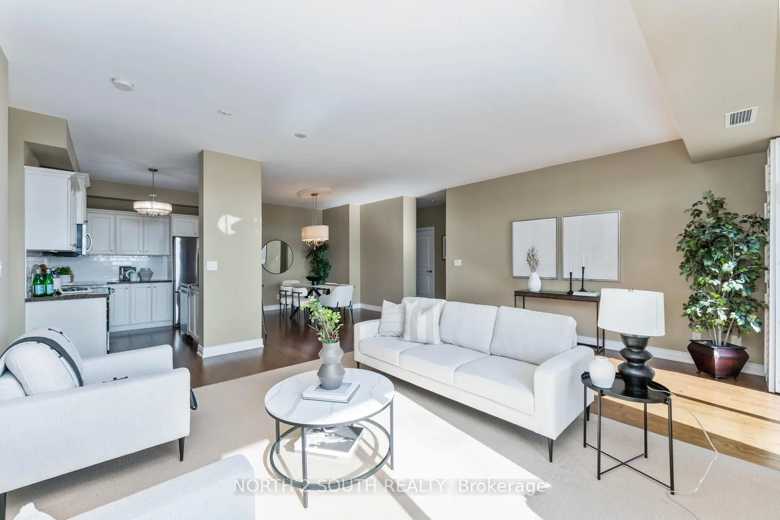 Front of Unit 521, 281 Woodbridge Avenue