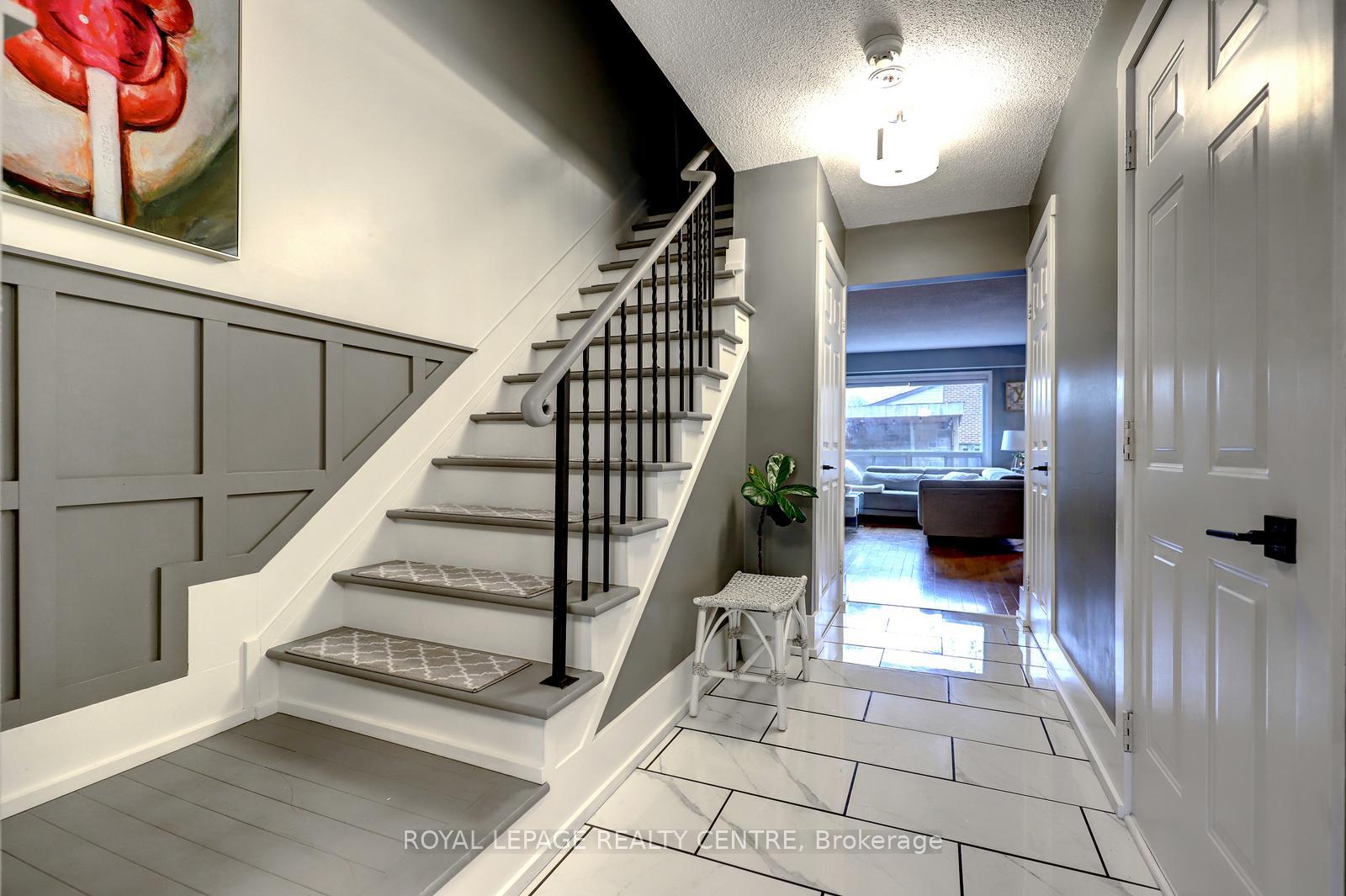 Photo 9 of Unit 60, 3025 Cedarglen Gate, Mississauga, Erindale — HOMEH