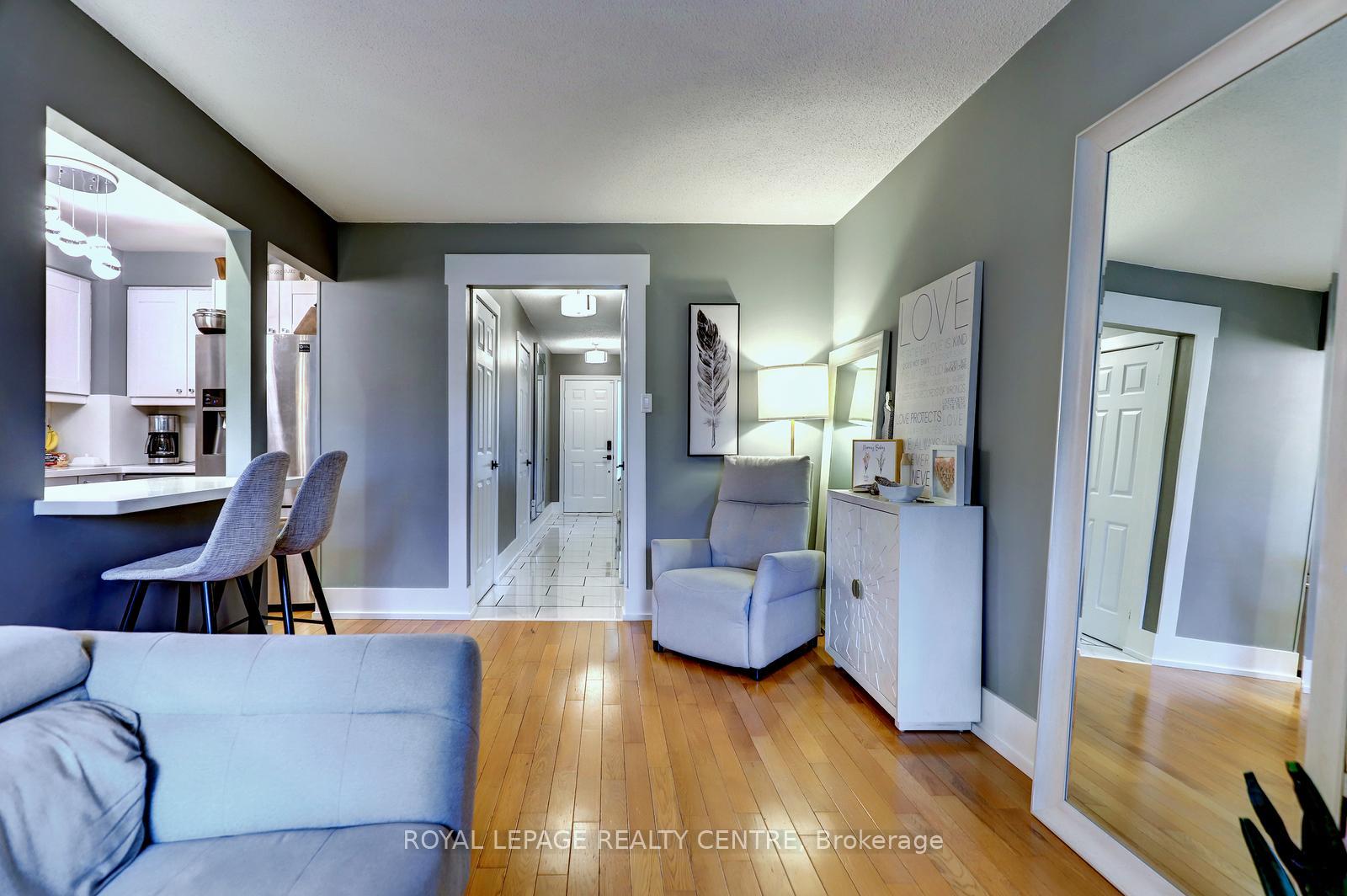 Photo 13 of Unit 60, 3025 Cedarglen Gate, Mississauga, Erindale — HOMEH