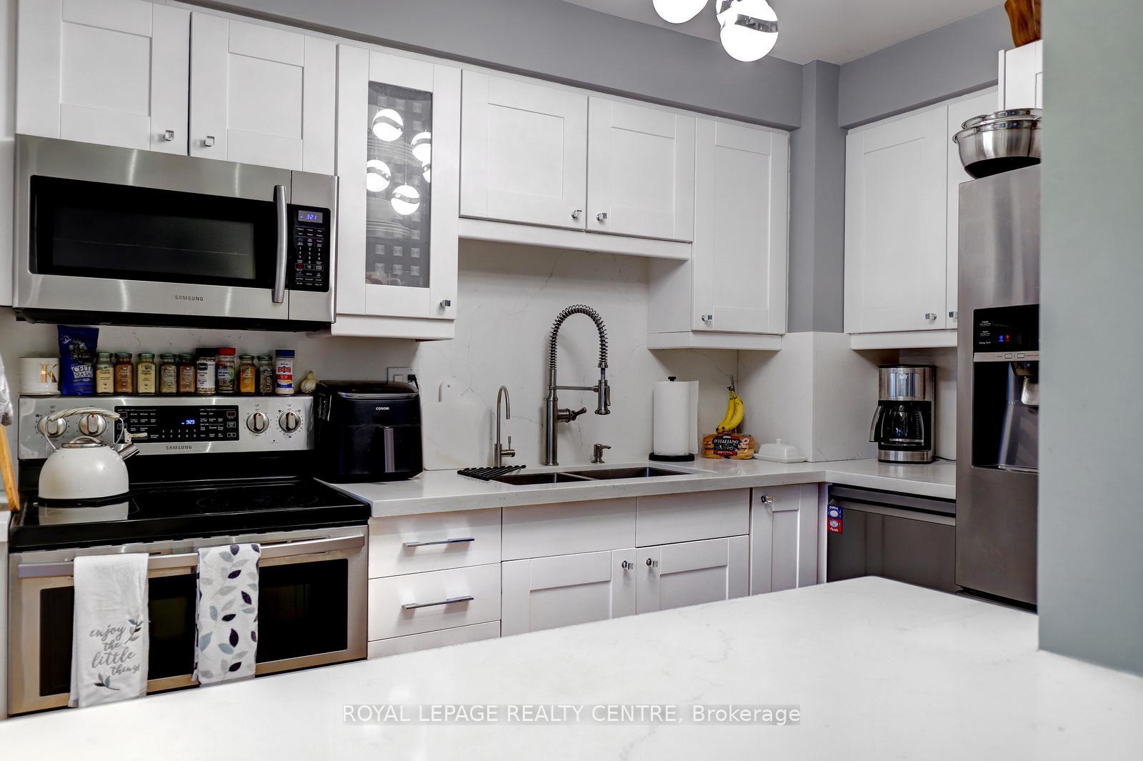 Photo 16 of Unit 60, 3025 Cedarglen Gate, Mississauga, Erindale — HOMEH