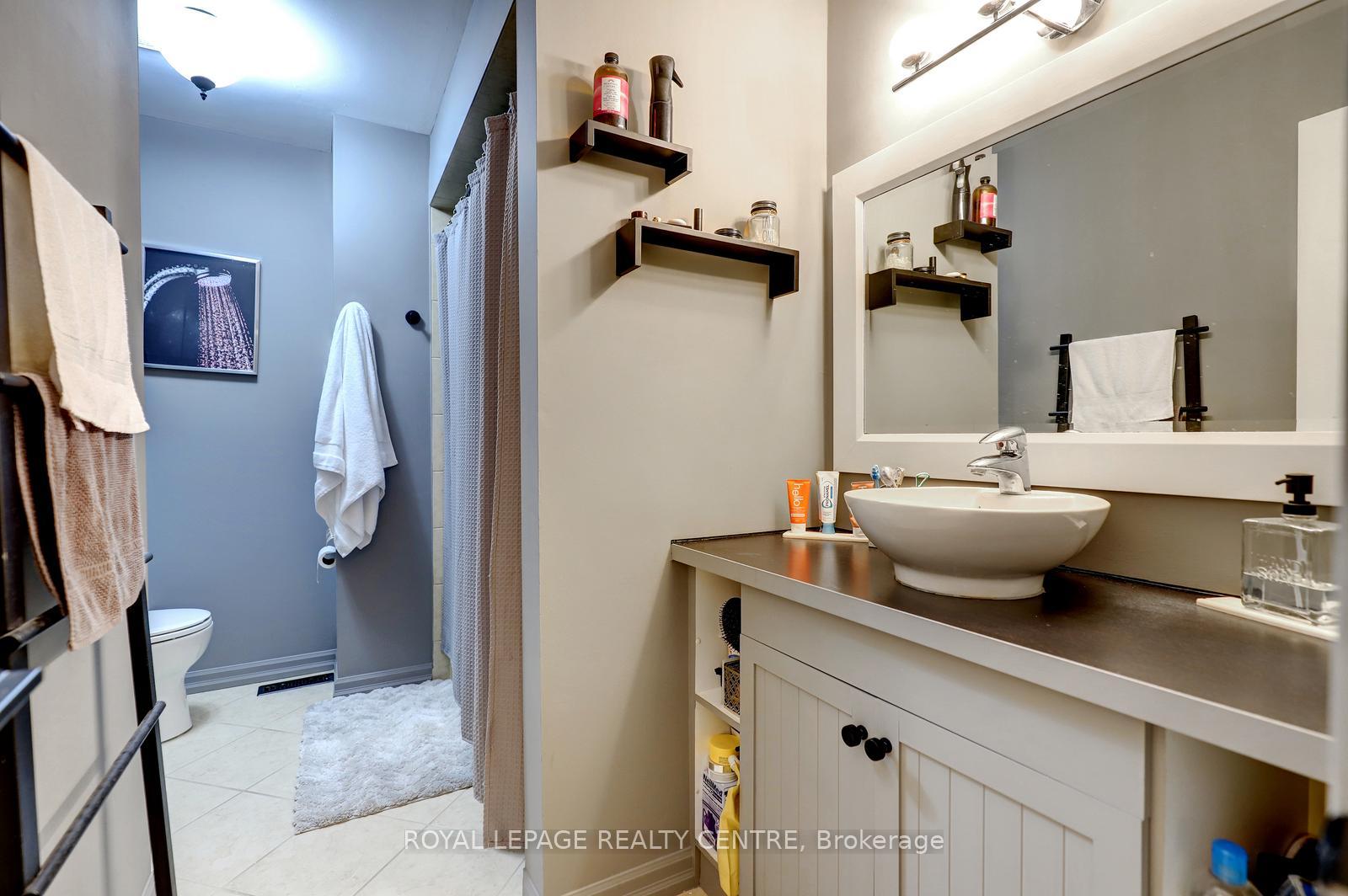 Photo 27 of Unit 60, 3025 Cedarglen Gate, Mississauga, Erindale — HOMEH