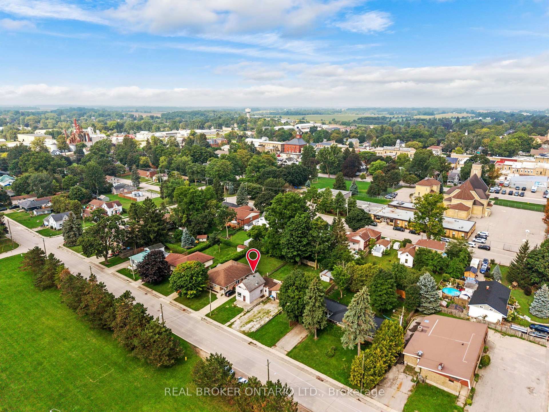 Photo 4 of 19 Coleman Street, Huron East, Seaforth — HOMEH