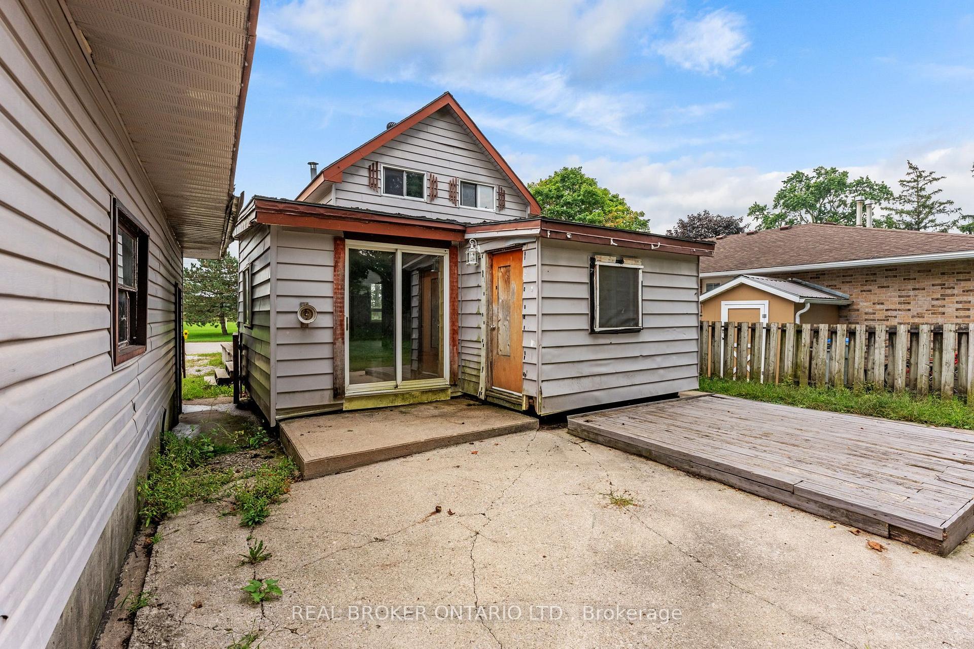 Photo 34 of 19 Coleman Street, Huron East, Seaforth — HOMEH