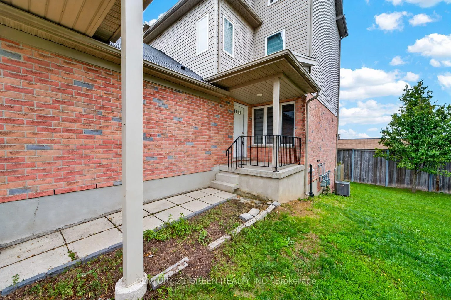 Photo 9 of 69 Brookfield Crescent, Kitchener, Country Hills West — HOMEH