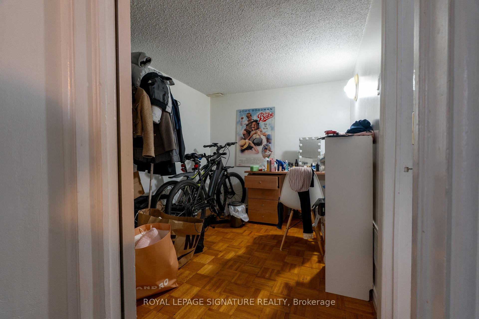 Photo 7 of Unit Lower, 674 Abana Road, Mississauga, Cooksville — HOMEH
