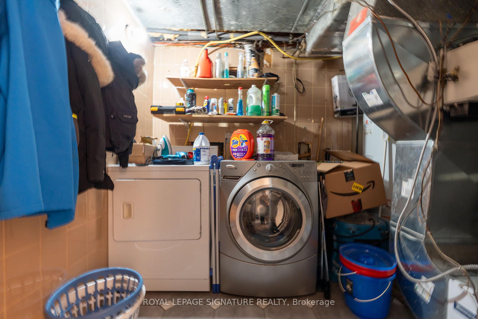 Photo 11 of Unit Lower, 674 Abana Road, Mississauga, Cooksville — HOMEH