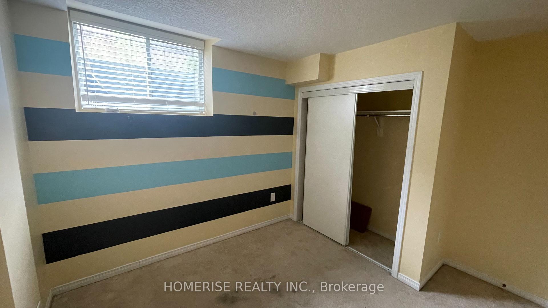Photo 3 of 55 Baffin Crescent, Brampton, Northwest Brampton — HOMEH