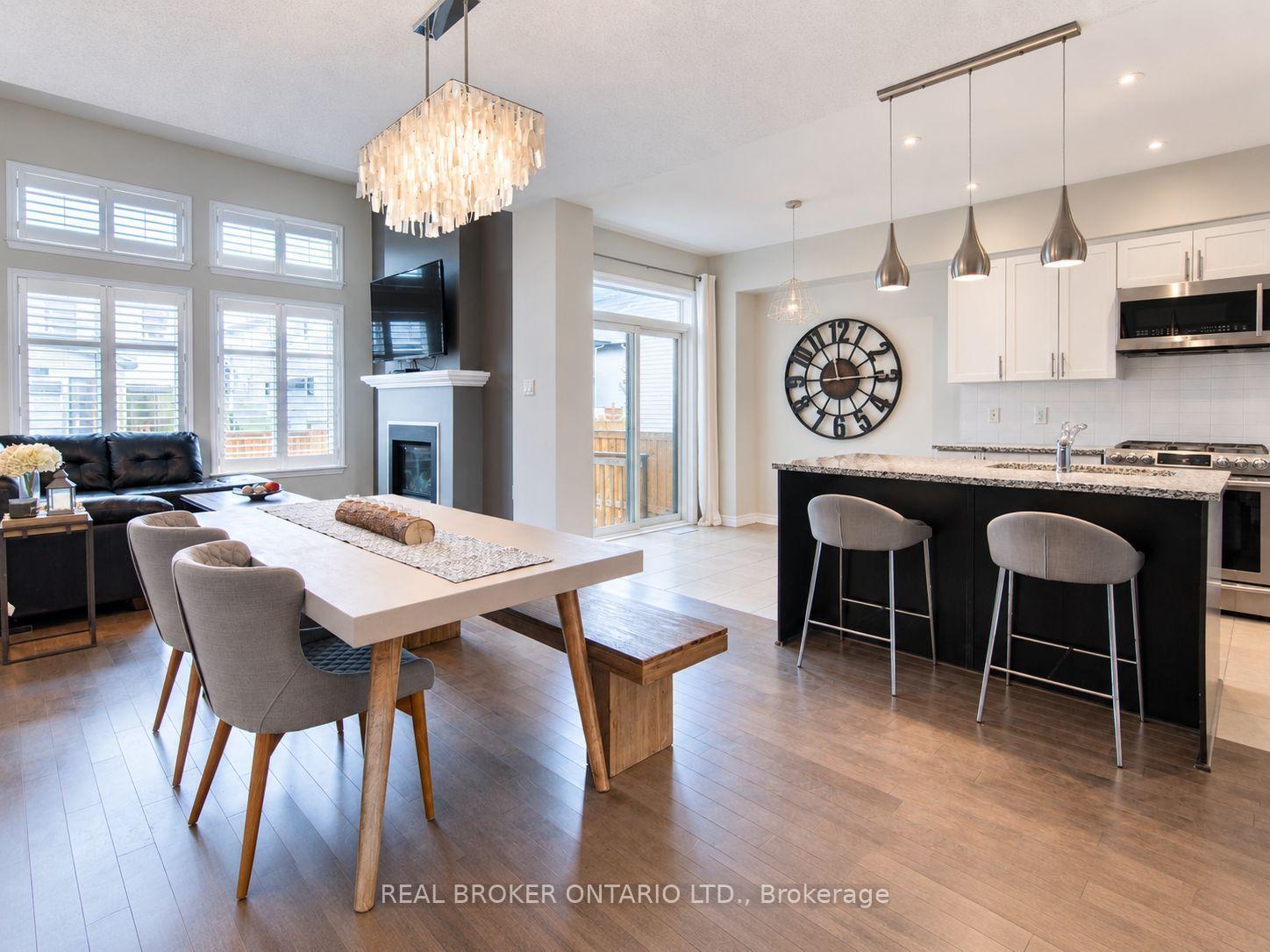 Photo 4 of 281 Livery Street, Ottawa, Kanata - Emerald Meadows/Trailwest — HOMEH