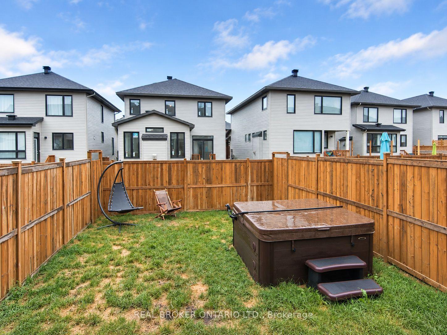 Photo 19 of 281 Livery Street, Ottawa, Kanata - Emerald Meadows/Trailwest — HOMEH
