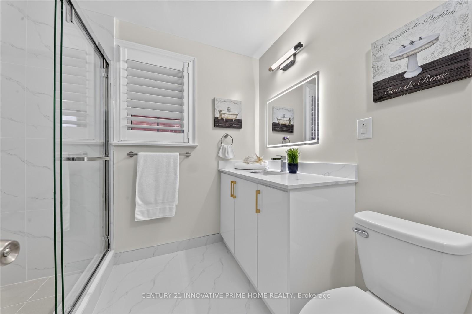 Photo 11 of 722 Brimorton Drive, Scarborough, Woburn — HOMEH
