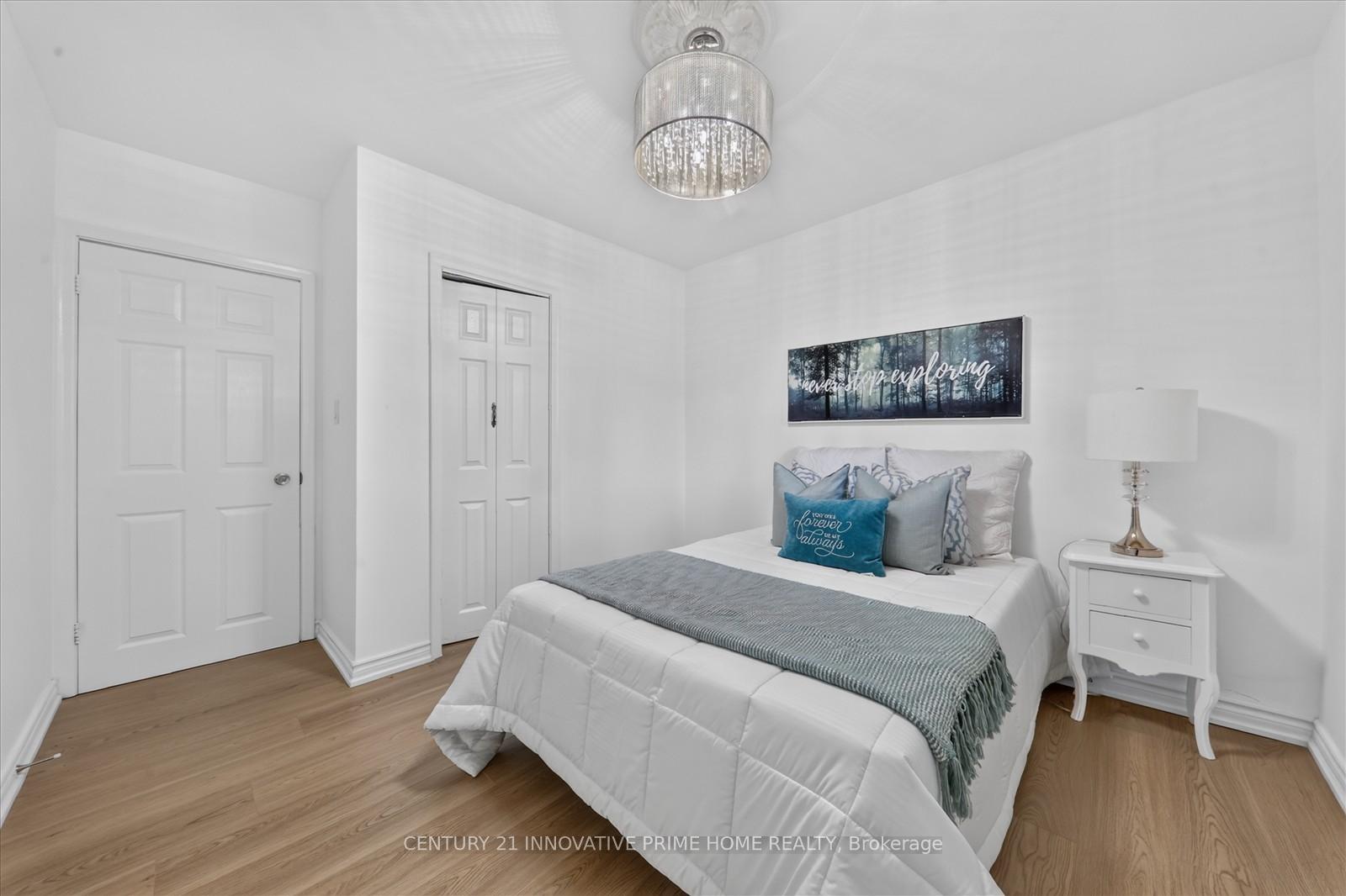 Photo 14 of 722 Brimorton Drive, Scarborough, Woburn — HOMEH
