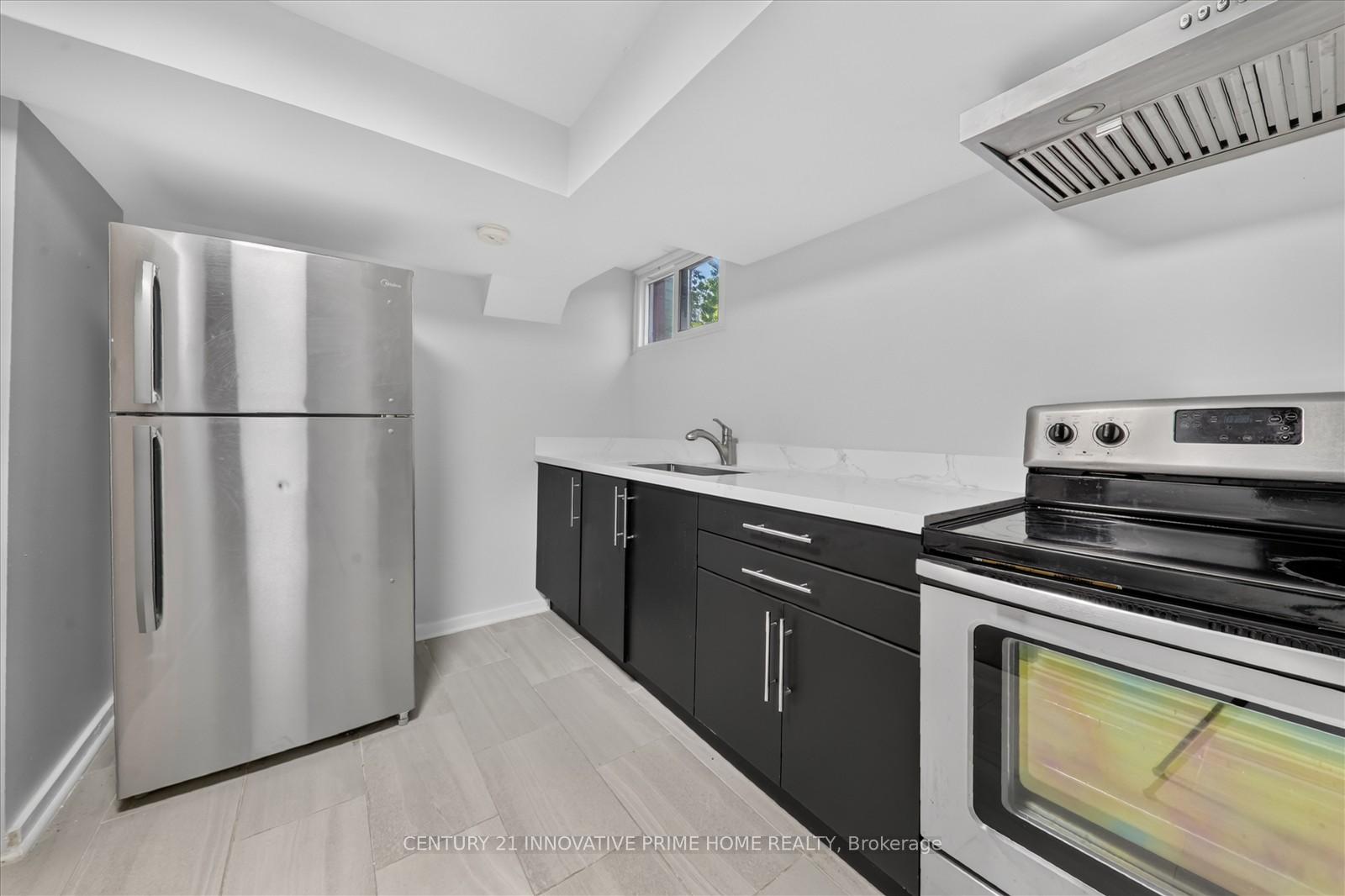 Photo 22 of 722 Brimorton Drive, Scarborough, Woburn — HOMEH