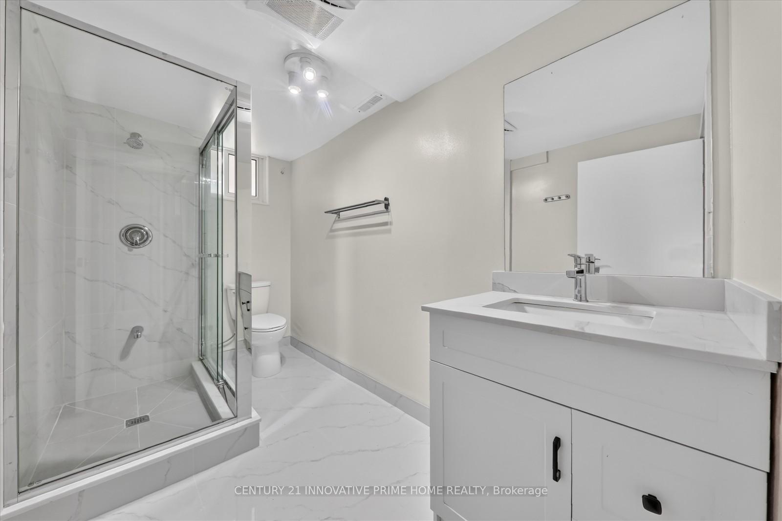 Photo 24 of 722 Brimorton Drive, Scarborough, Woburn — HOMEH