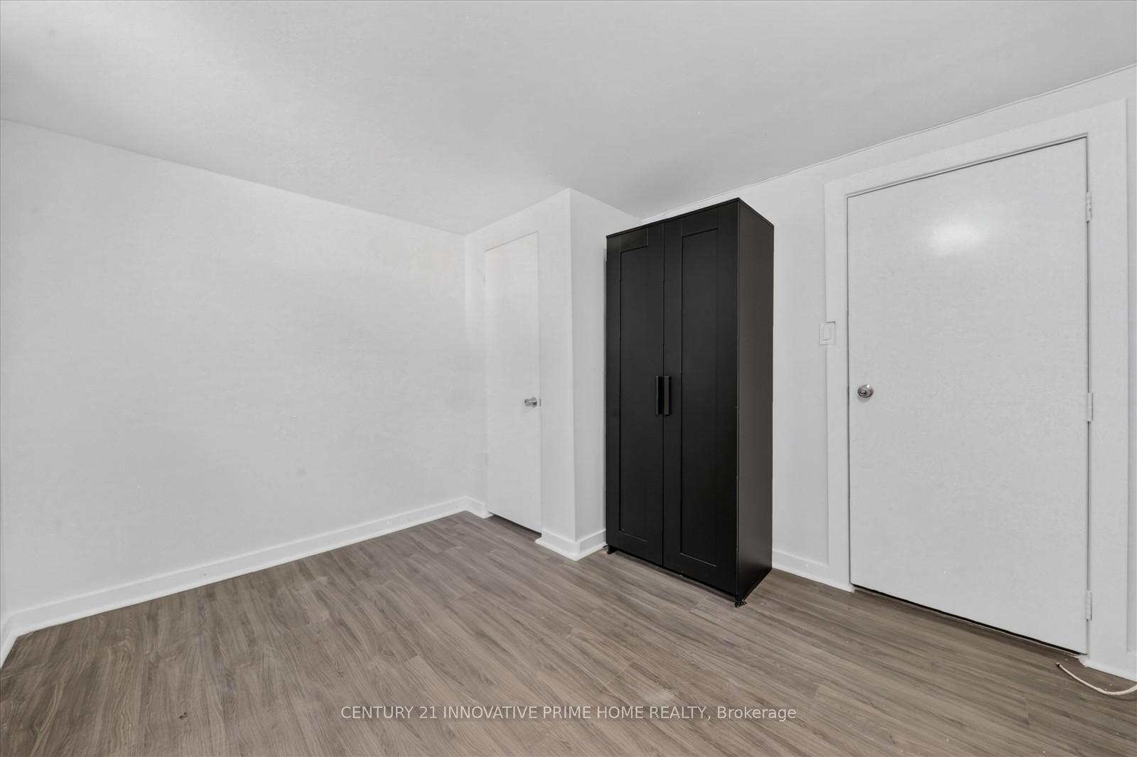 Photo 25 of 722 Brimorton Drive, Scarborough, Woburn — HOMEH