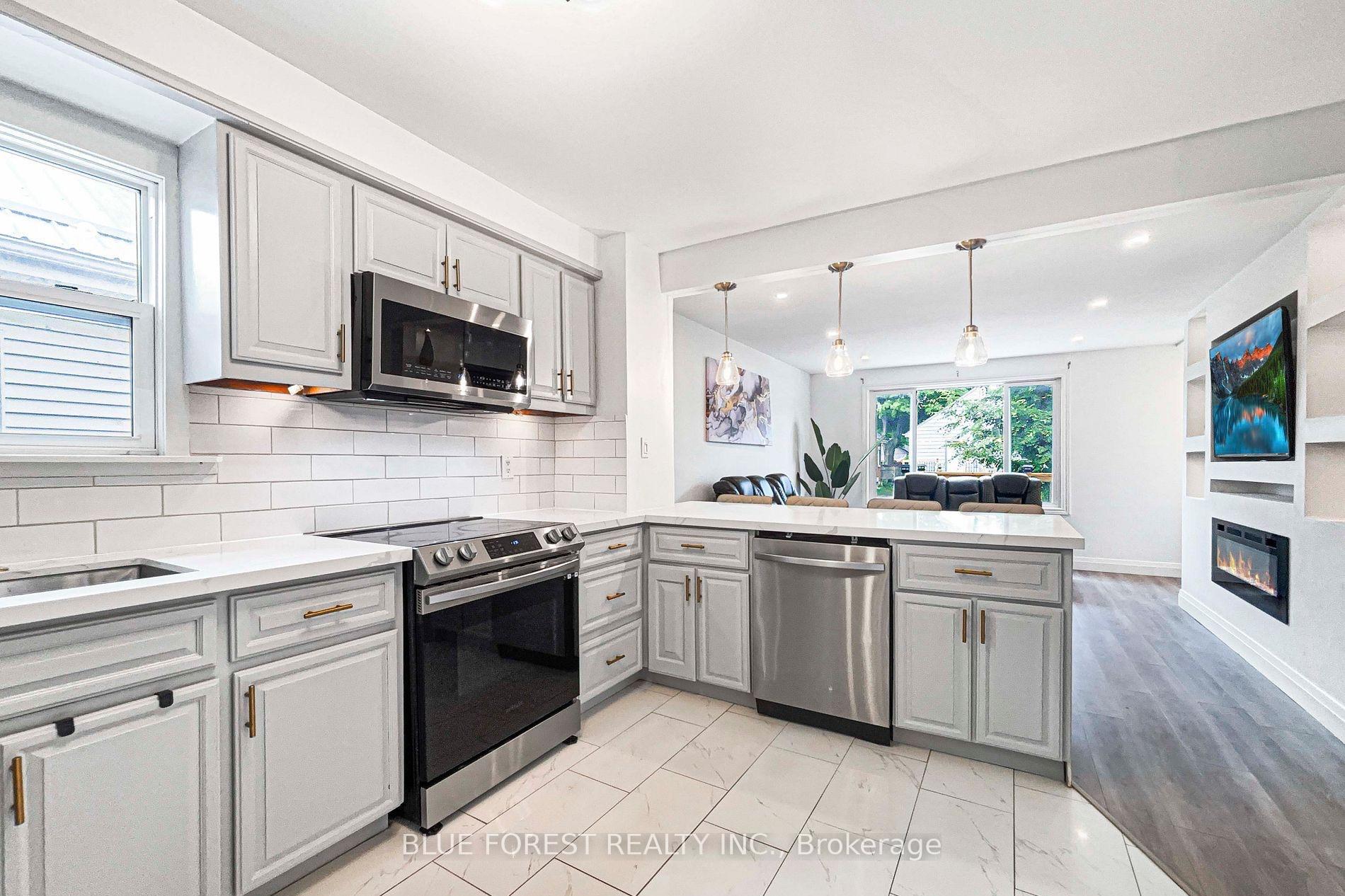 Photo 7 of 104 Delaware Street, London, East M — HOMEH