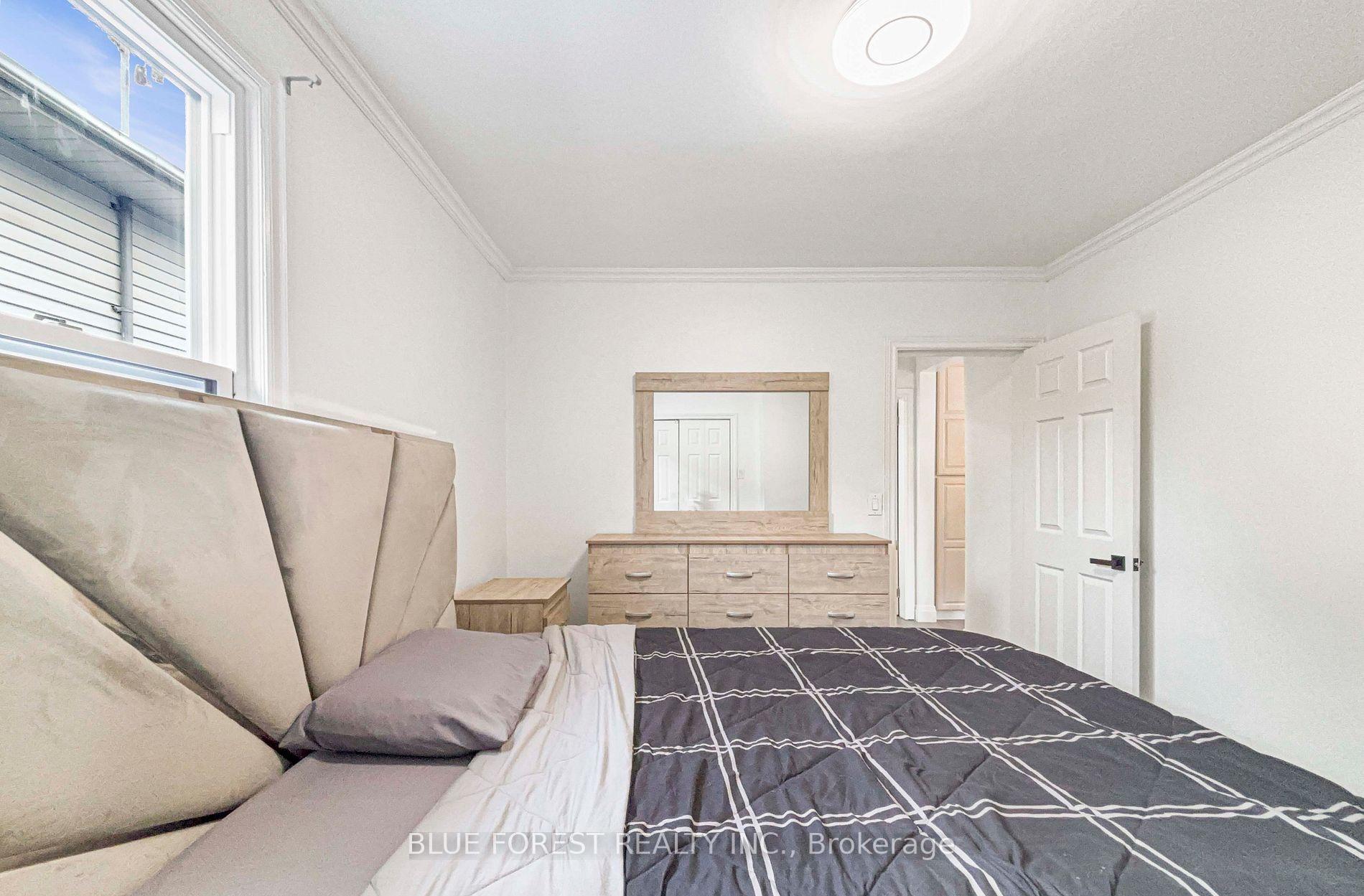 Photo 10 of 104 Delaware Street, London, East M — HOMEH